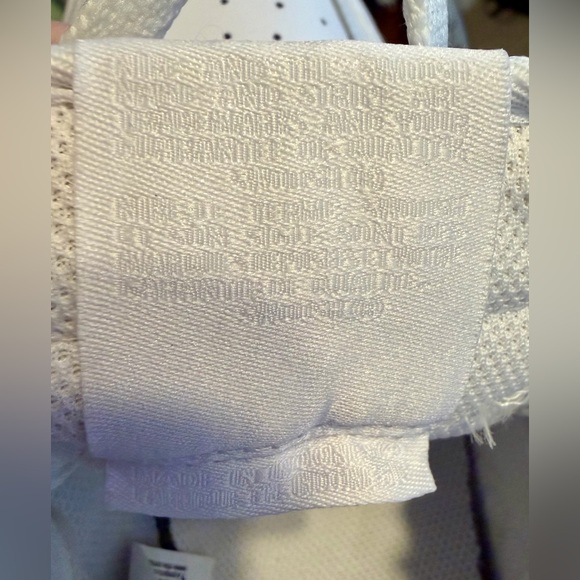 Nike Air Force 1 NWOT - Picture 11 of 11